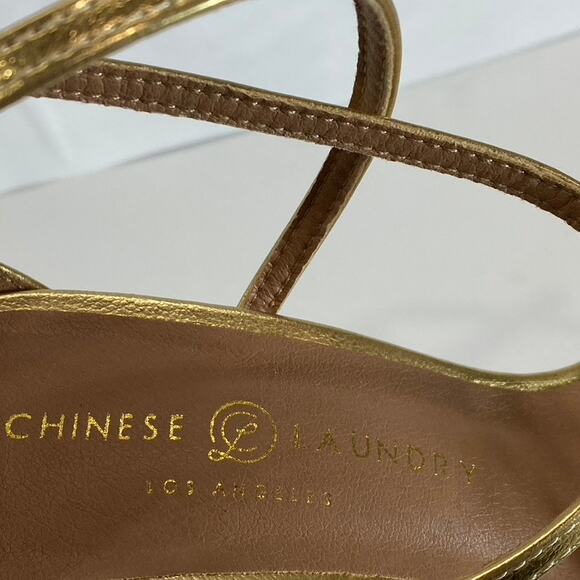 CHINESE LAUNDRY Women's Gold Metallic Taryn Strappy Square-Toe Sandals SZ 9 - Picture 12 of 12